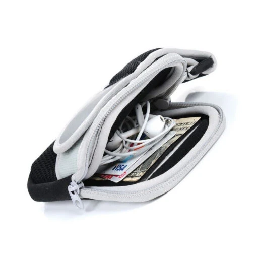 Brassard Smartphones - Image 3