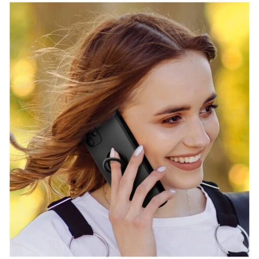 IPhone XR : Coque Silicone Renforcée Noire Avec Anneau Aimanté - Image 3